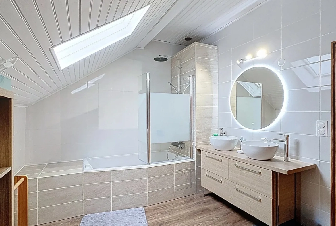 Maison spacieuse de 173 m² avec garage à Vittoncourt en vente interactive 