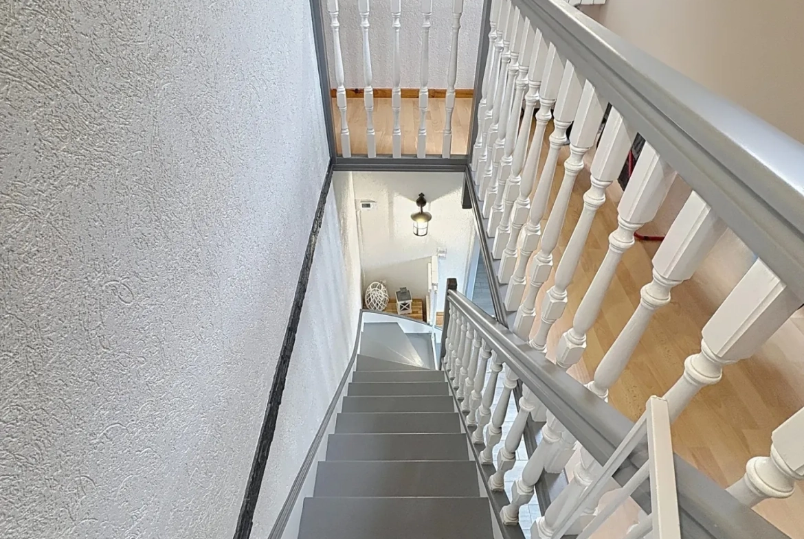 Maison spacieuse de 173 m² avec garage à Vittoncourt en vente interactive 
