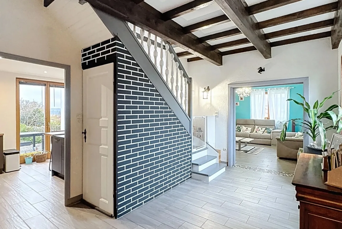 Maison spacieuse de 173 m² avec garage à Vittoncourt en vente interactive 