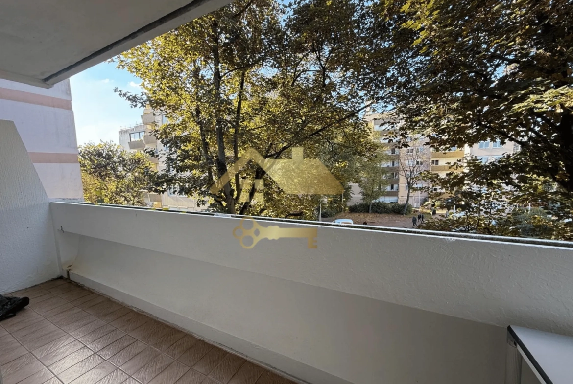 Appartement F3 à Villepinte de 71,81 m² avec loggia et deux chambres 
