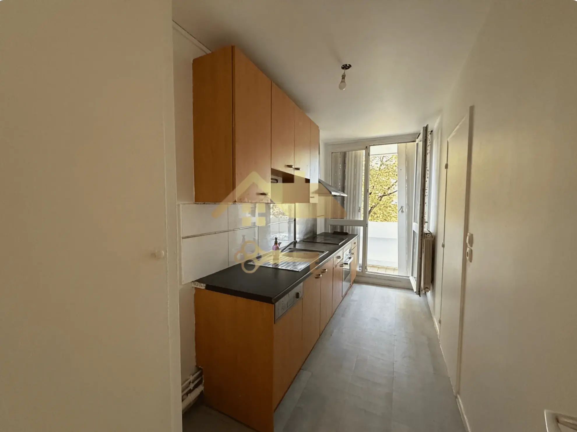 Appartement F3 à Villepinte de 71,81 m² avec loggia et deux chambres 