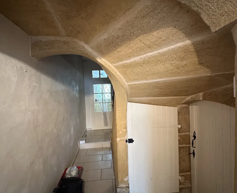 À vendre maison de village de 120 m² à Marcigny, proche centre-ville avec dépendances 