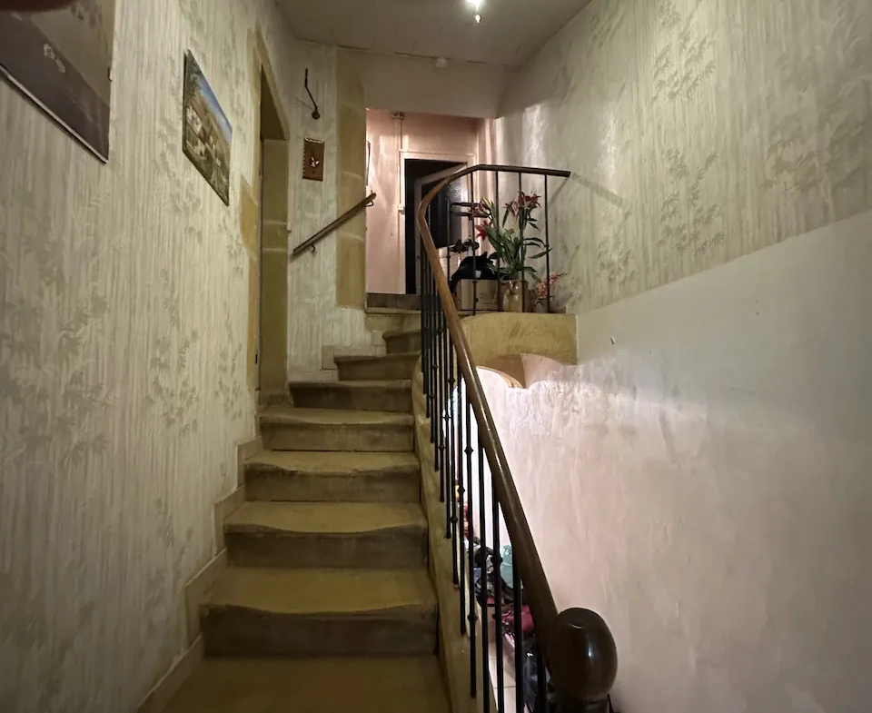 À vendre maison de village de 120 m² à Marcigny, proche centre-ville avec dépendances 