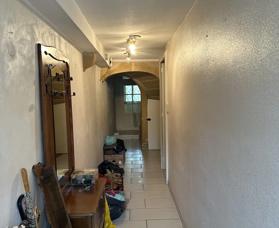 À vendre maison de village de 120 m² à Marcigny, proche centre-ville avec dépendances 