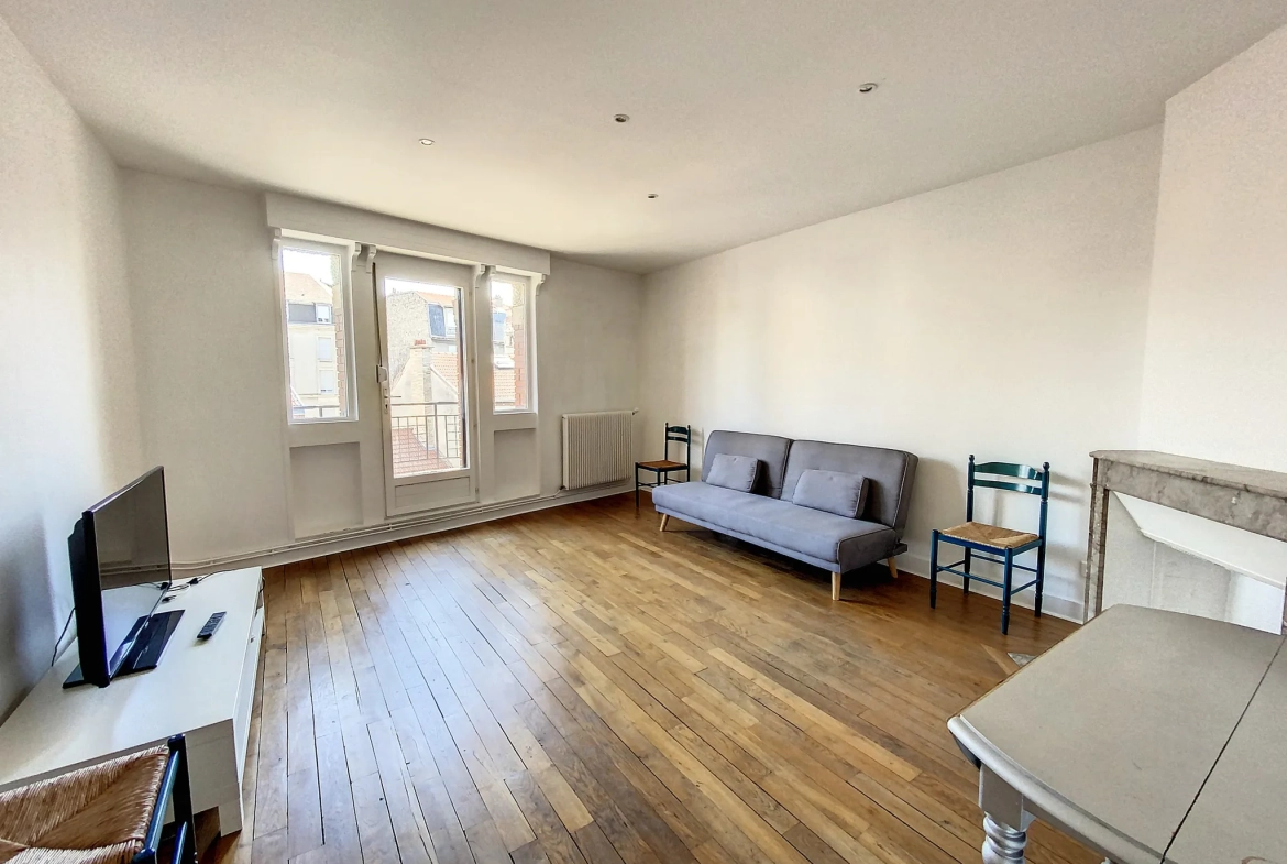 Charmant appartement 3 pièces avec vue dégagée au cœur de Reims 