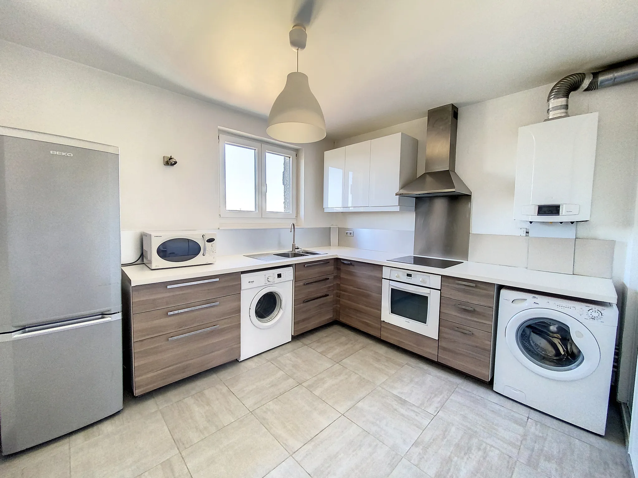 Charmant appartement 3 pièces avec vue dégagée au cœur de Reims 