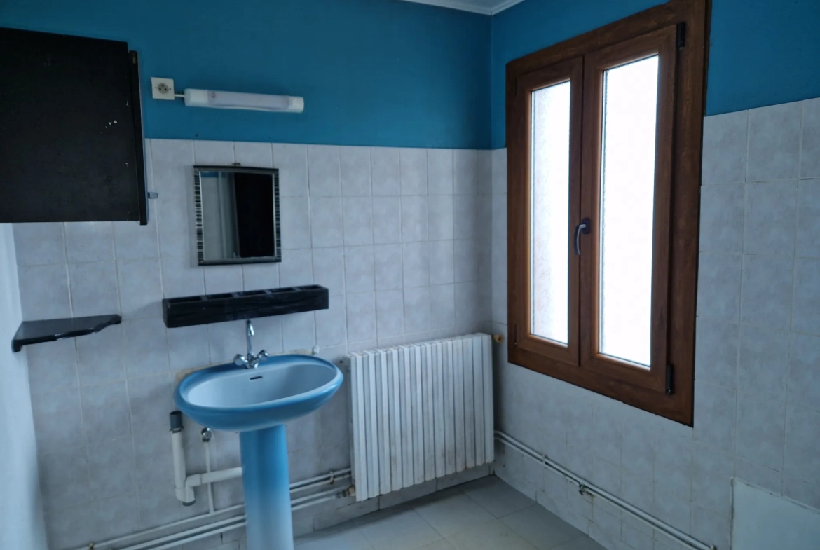 A vendre maison de 115 m² à Tavernay avec garage et terrain clos 