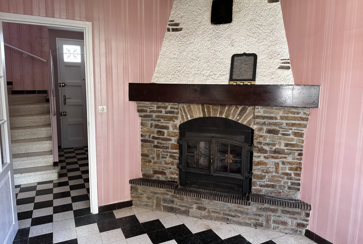 Maison à Villegailhenc de 102 m² avec 3 chambres, vérandas et garage 