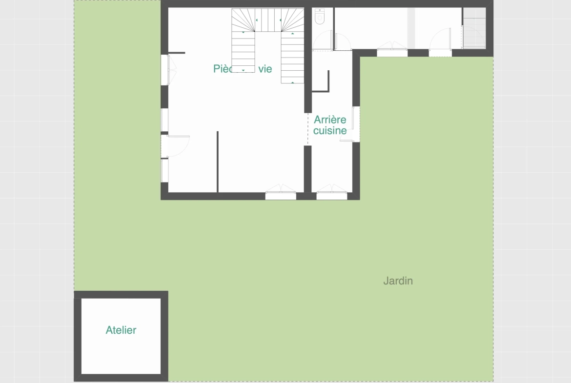 Maison lumineuse avec grand potentiel à Chatellerault, proche centre-ville 