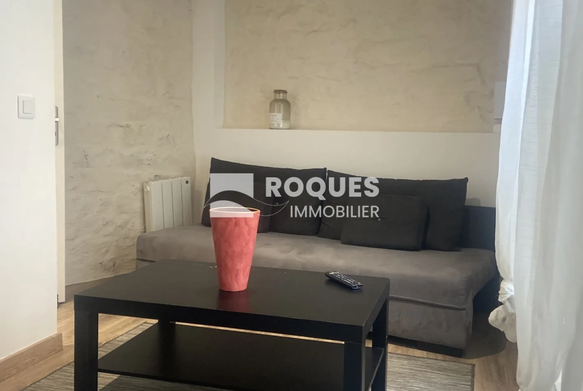 Maison de ville T2 à vendre à Millau avec terrasse et cave 