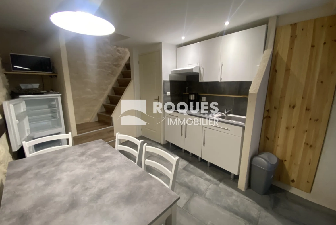 Maison de ville T2 à vendre à Millau avec terrasse et cave 