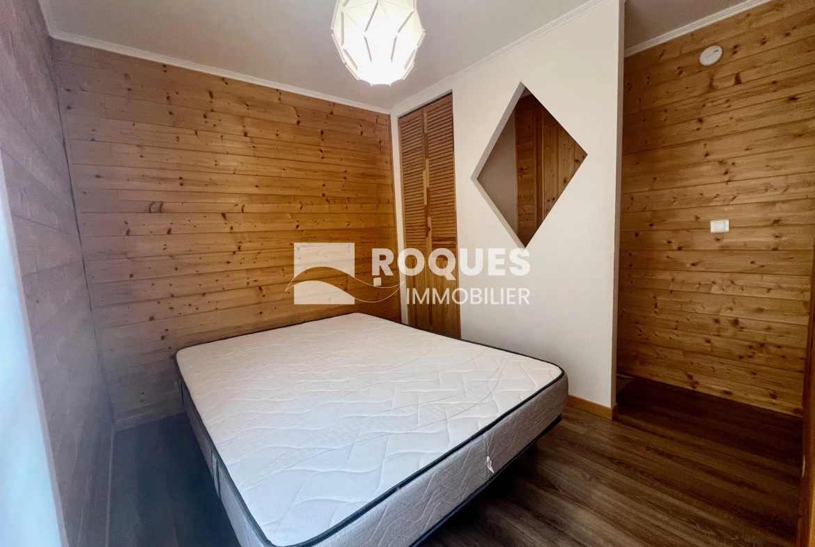 Maison de ville T2 à vendre à Millau avec terrasse et cave 