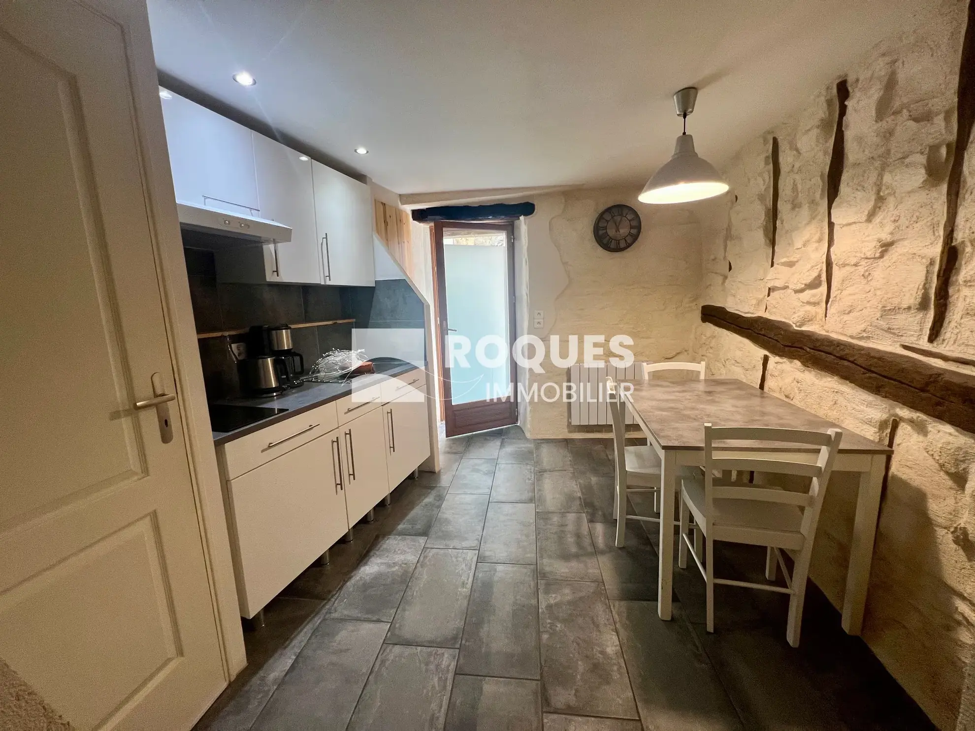 Maison de ville T2 à vendre à Millau avec terrasse et cave 