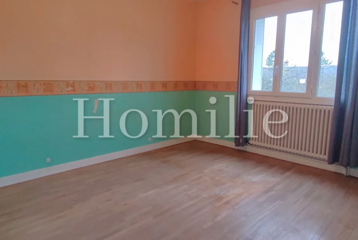 Belle maison de 114 m² avec sous-sol et terrain constructible à Monteaux 