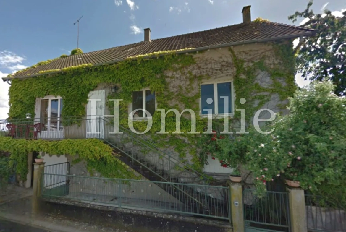 Belle maison de 114 m² avec sous-sol et terrain constructible à Monteaux 