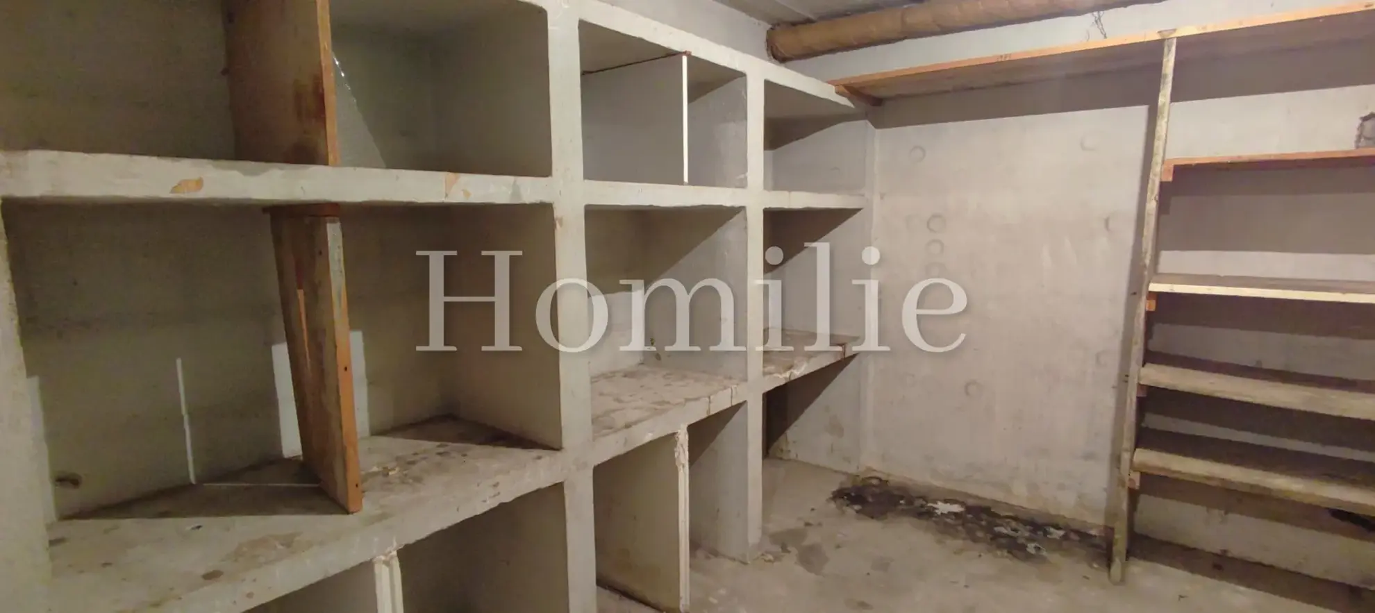 Belle maison de 114 m² avec sous-sol et terrain constructible à Monteaux 