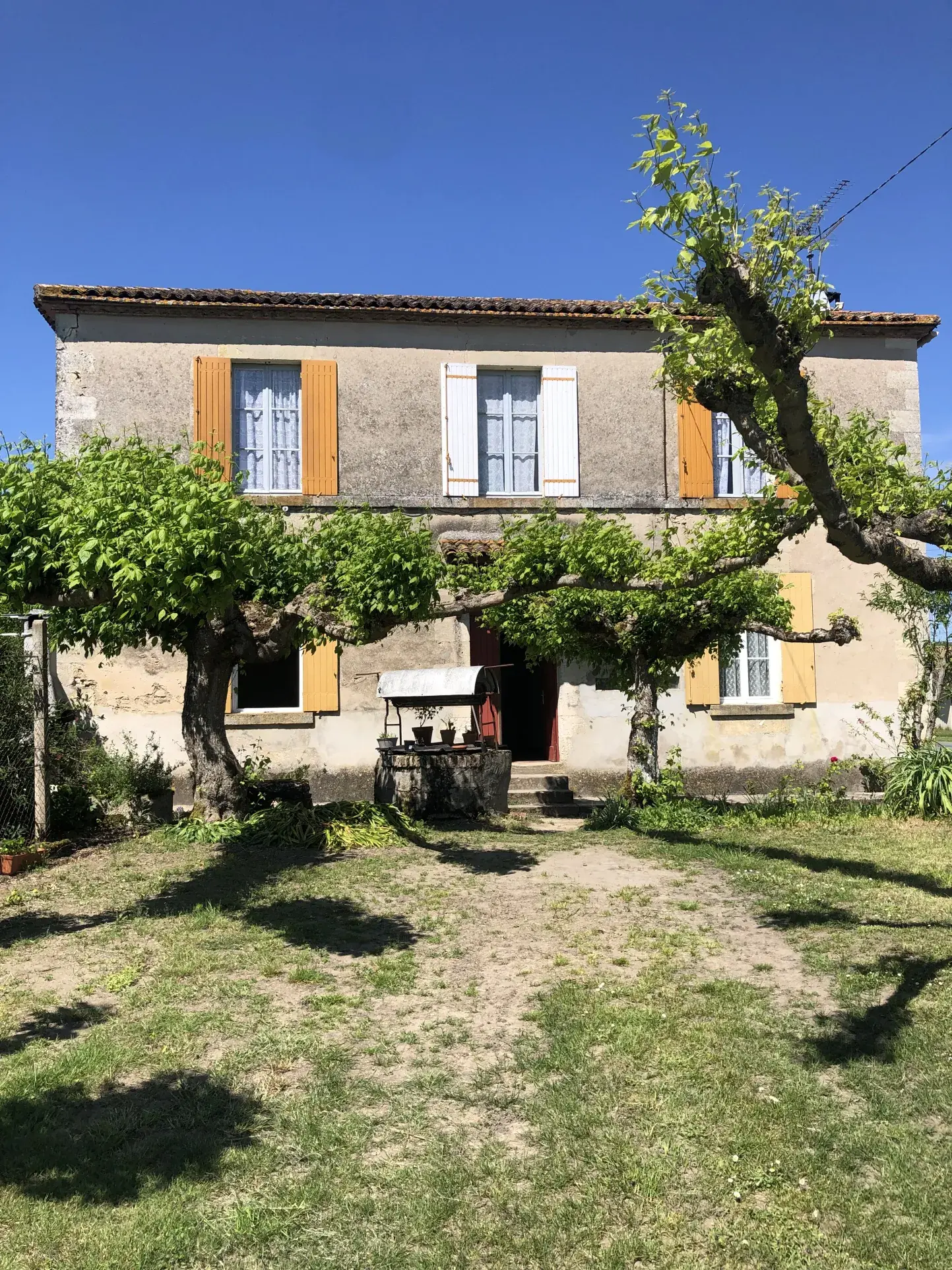 Charmante maison girondine de 120 m² avec dépendance sur terrain de 1850 m² proche La Réole 