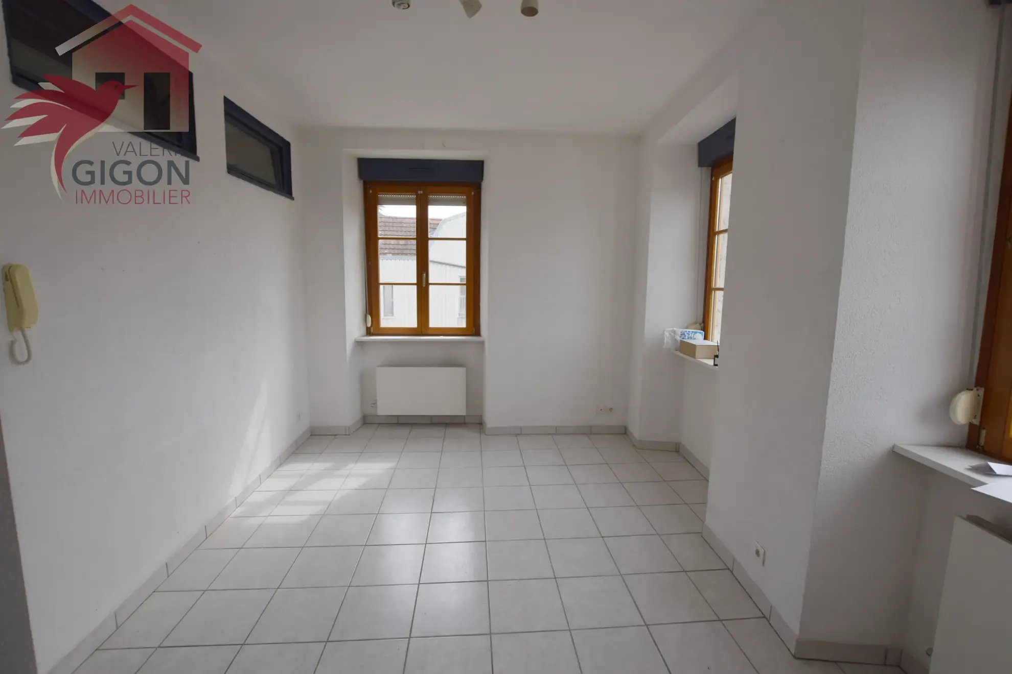 Appartement F2 lumineux à Montbéliard, entièrement rénové, secteur centre-ville et Parc des Miches 