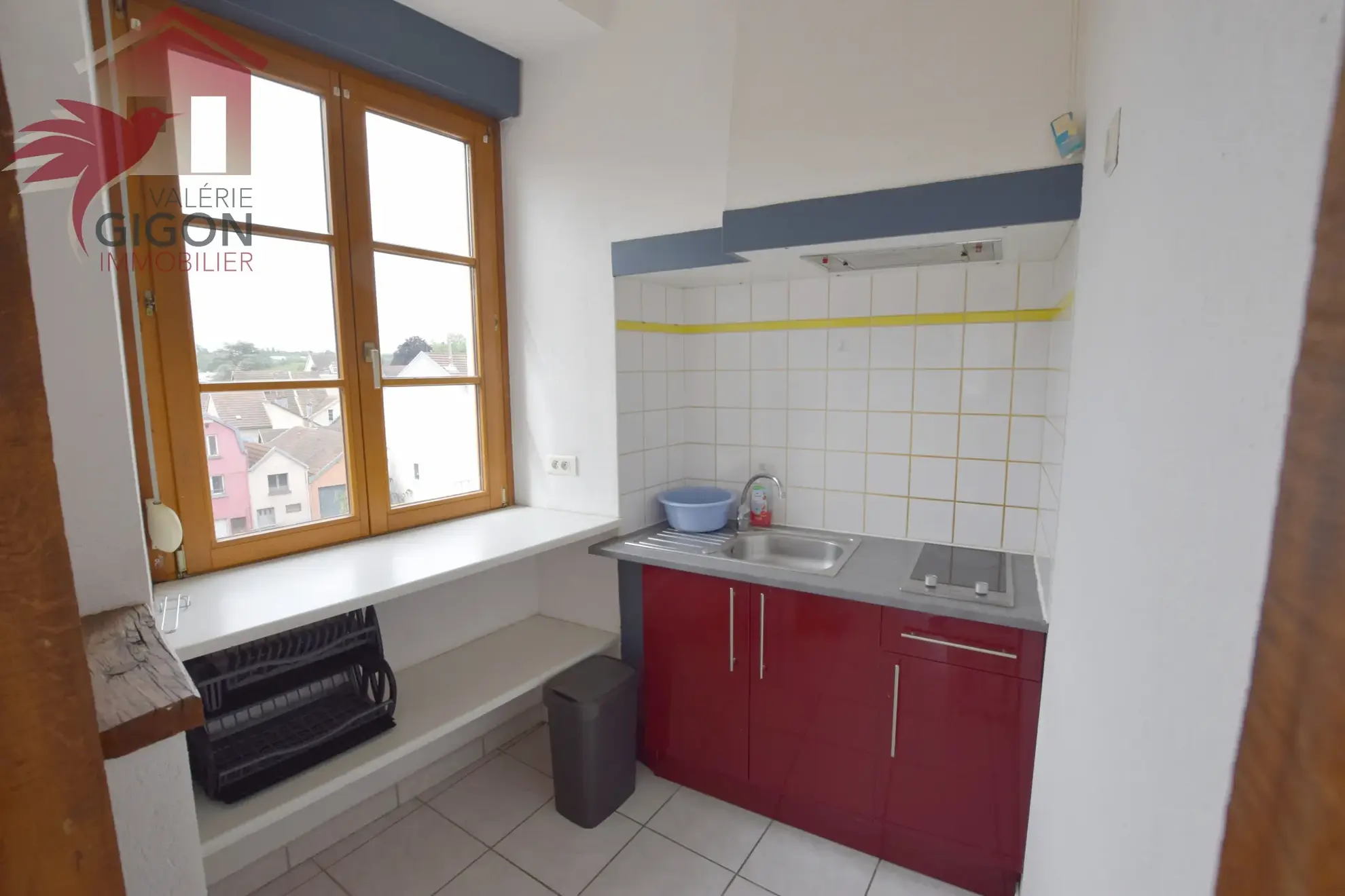 Appartement F2 lumineux à Montbéliard, entièrement rénové, secteur centre-ville et Parc des Miches 