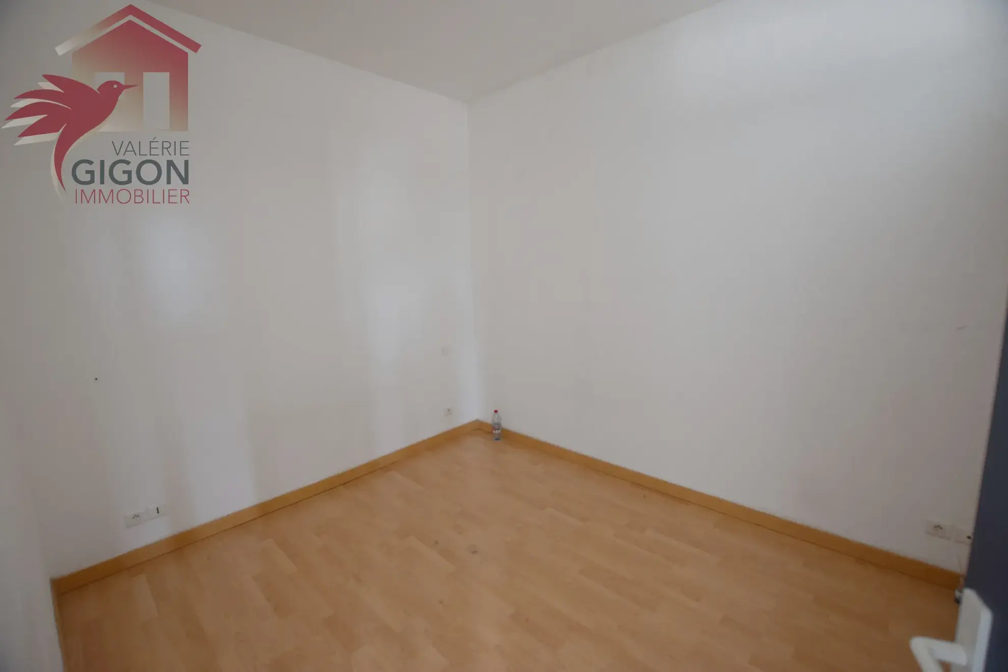 Appartement F2 lumineux à Montbéliard, entièrement rénové, secteur centre-ville et Parc des Miches 