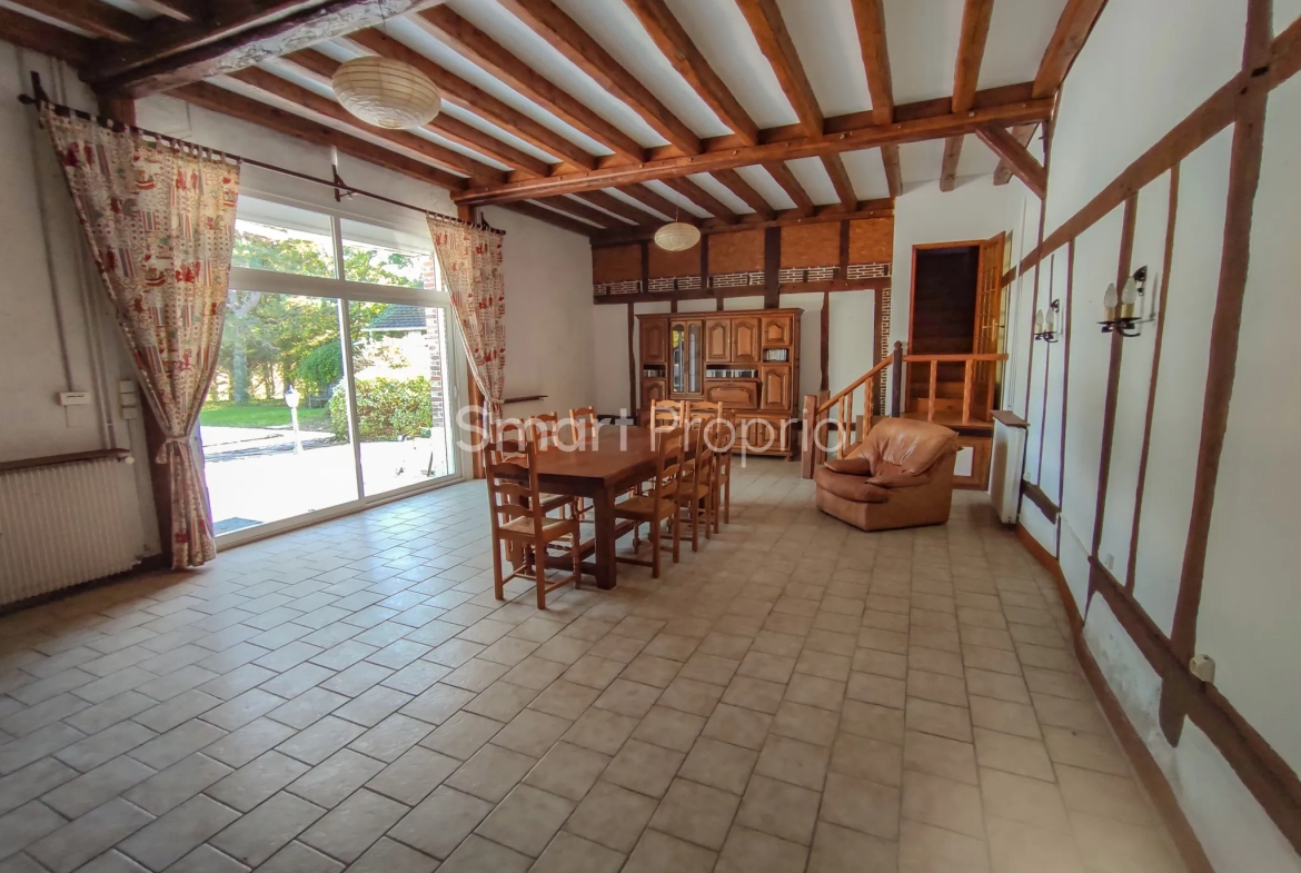 Longère à Pannes de 251 m² avec jardin, piscine et dépendances – Opportunité rare 