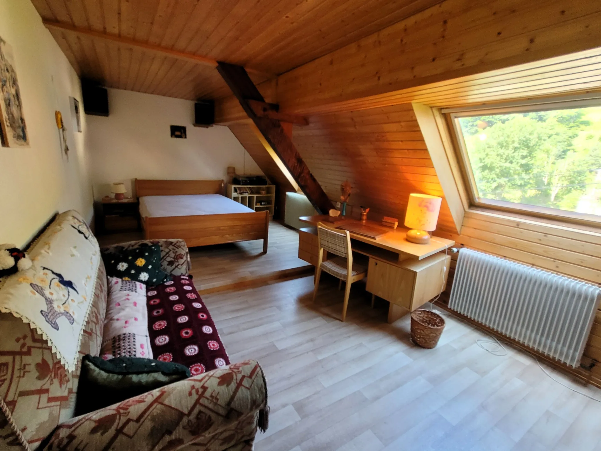 Grande maison familiale de 220 m² avec terrain de 14,67 ares et ruisseau à Soultzeren 