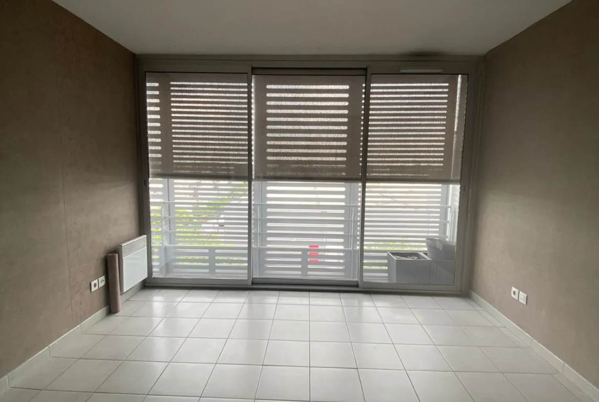 Appartement 3 pièces avec terrasse à vendre à Montpellier Près d'Arènes 