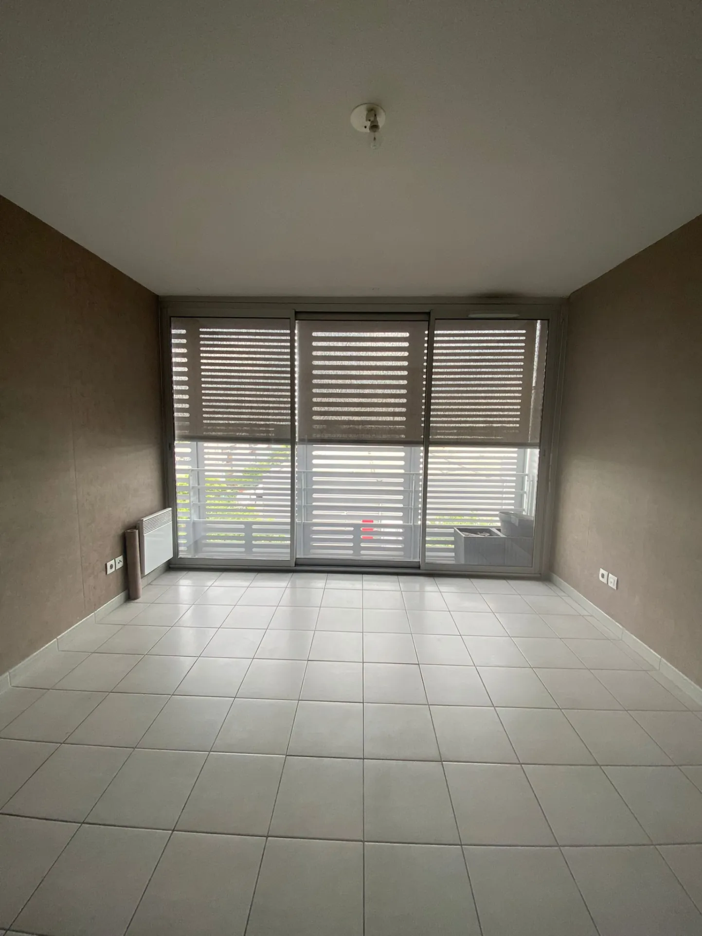 Appartement 3 pièces avec terrasse à vendre à Montpellier Près d'Arènes 