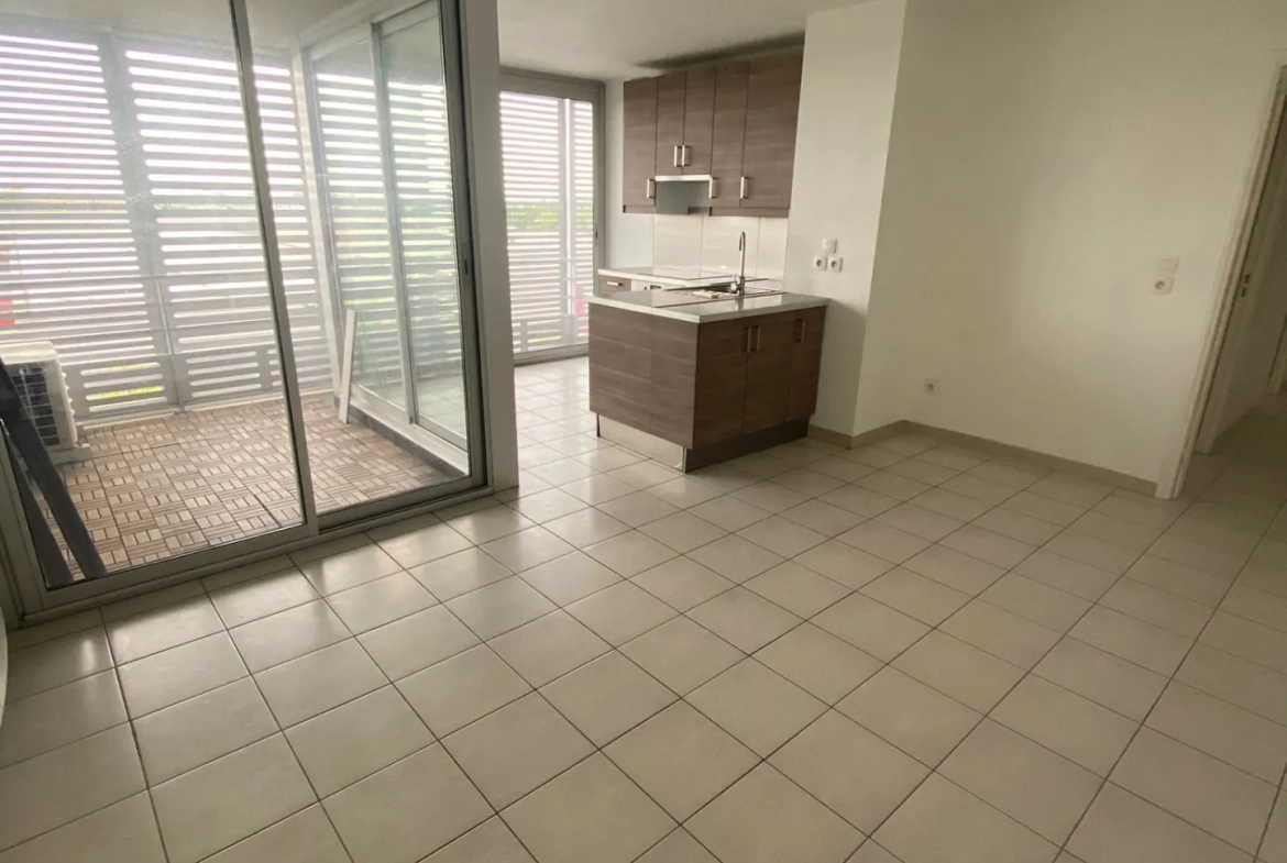 Appartement 3 pièces avec terrasse à vendre à Montpellier Près d'Arènes 