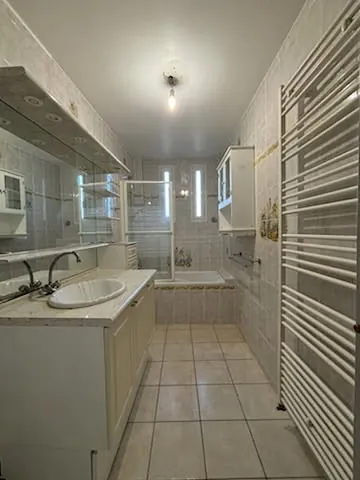 Appartement de 67 m² à Amiens, 2 chambres, proche commodités 