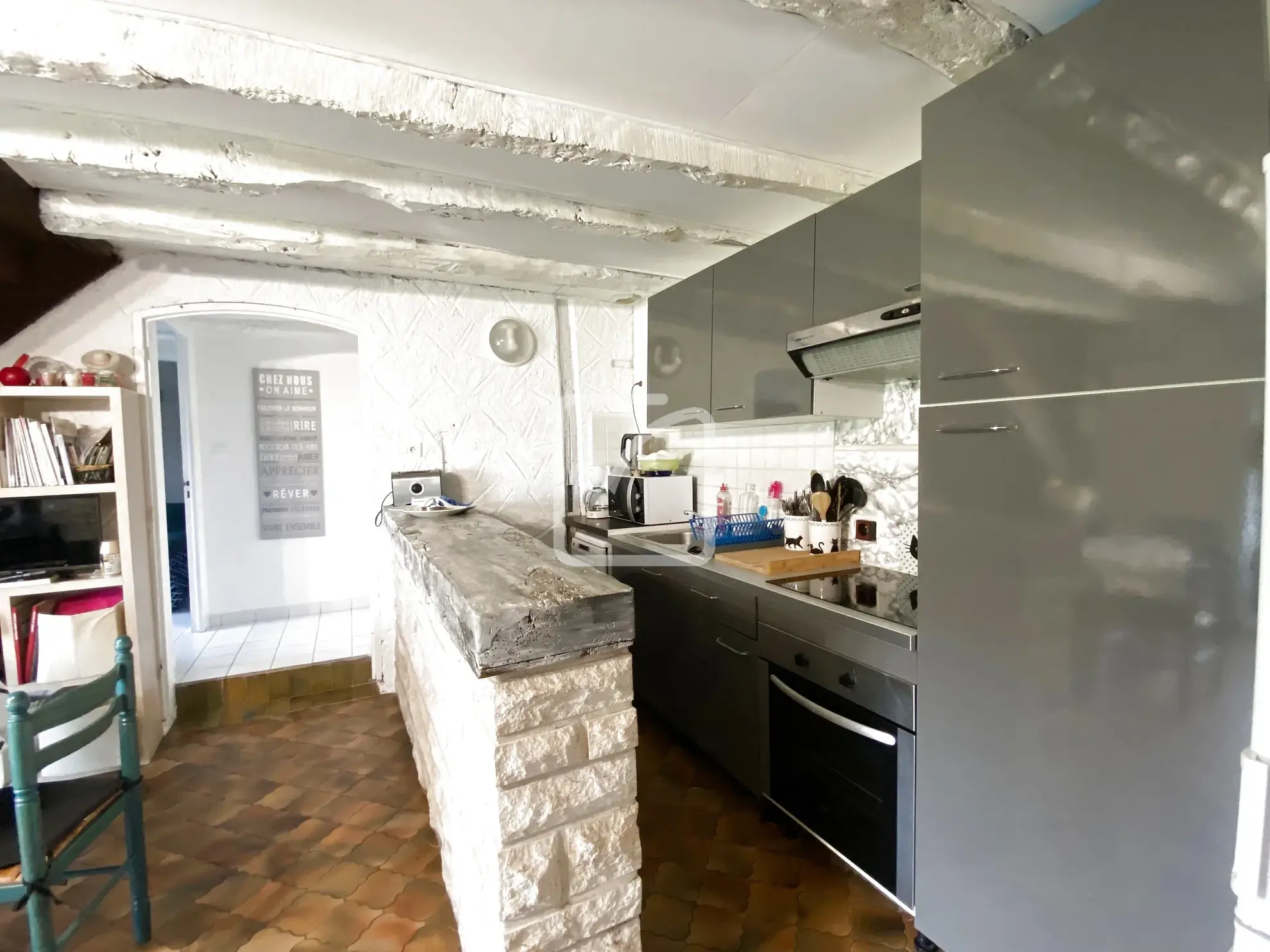 Magnifique ensemble immobilier avec vue imprenable, piscine et chalet à Liourdres 