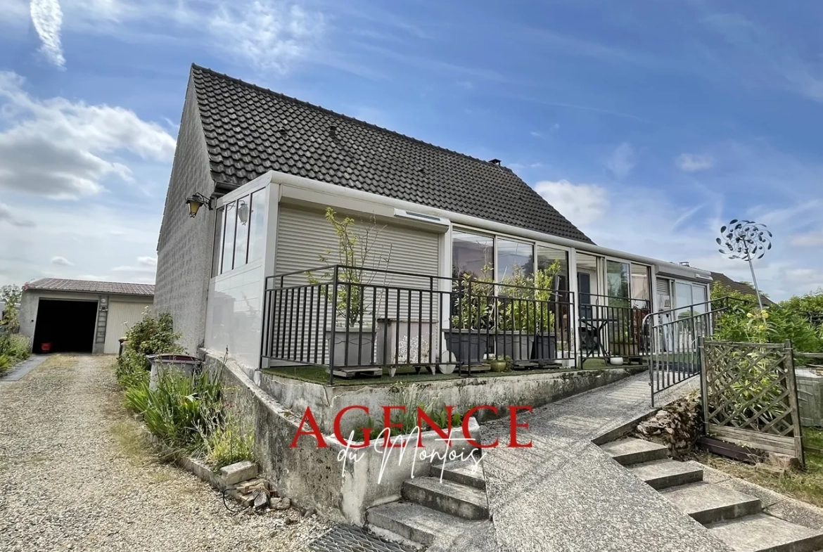 Maison à vendre entre Montereau-sur-Yonne et Bray-sur-Seine, 3 chambres, jardin clos, garage, 1977 