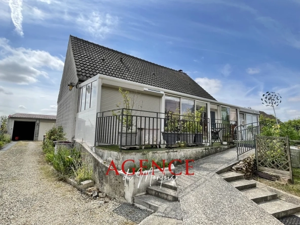 Maison à vendre entre Montereau-sur-Yonne et Bray-sur-Seine, 3 chambres, jardin clos, garage, 1977
