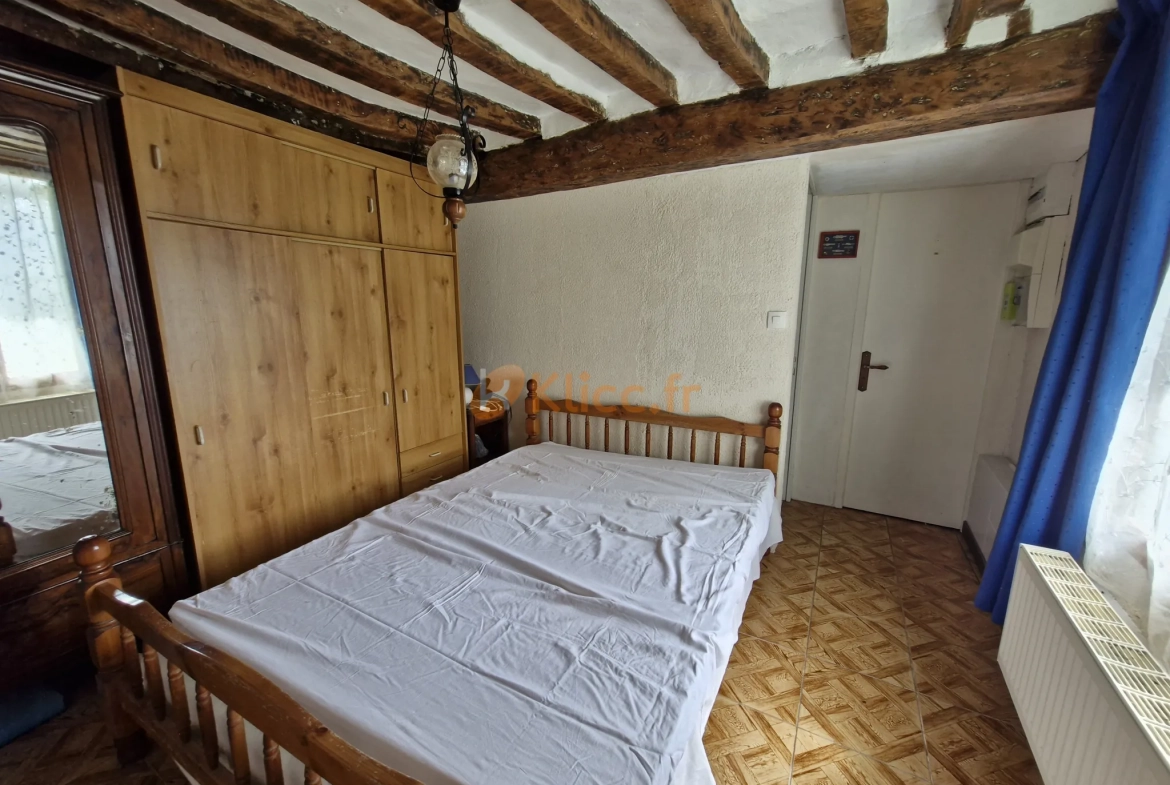 Longère à rénover à Longueville-sur-Scie avec terrain et garage - Idéal investisseur ou résidence secondaire 