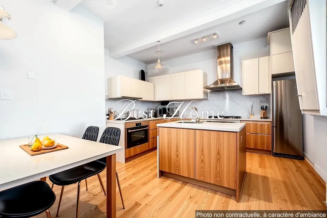 Appartement de 68 m² avec balcon et cave à Nîmes, idéalement situé dans l'écusson 