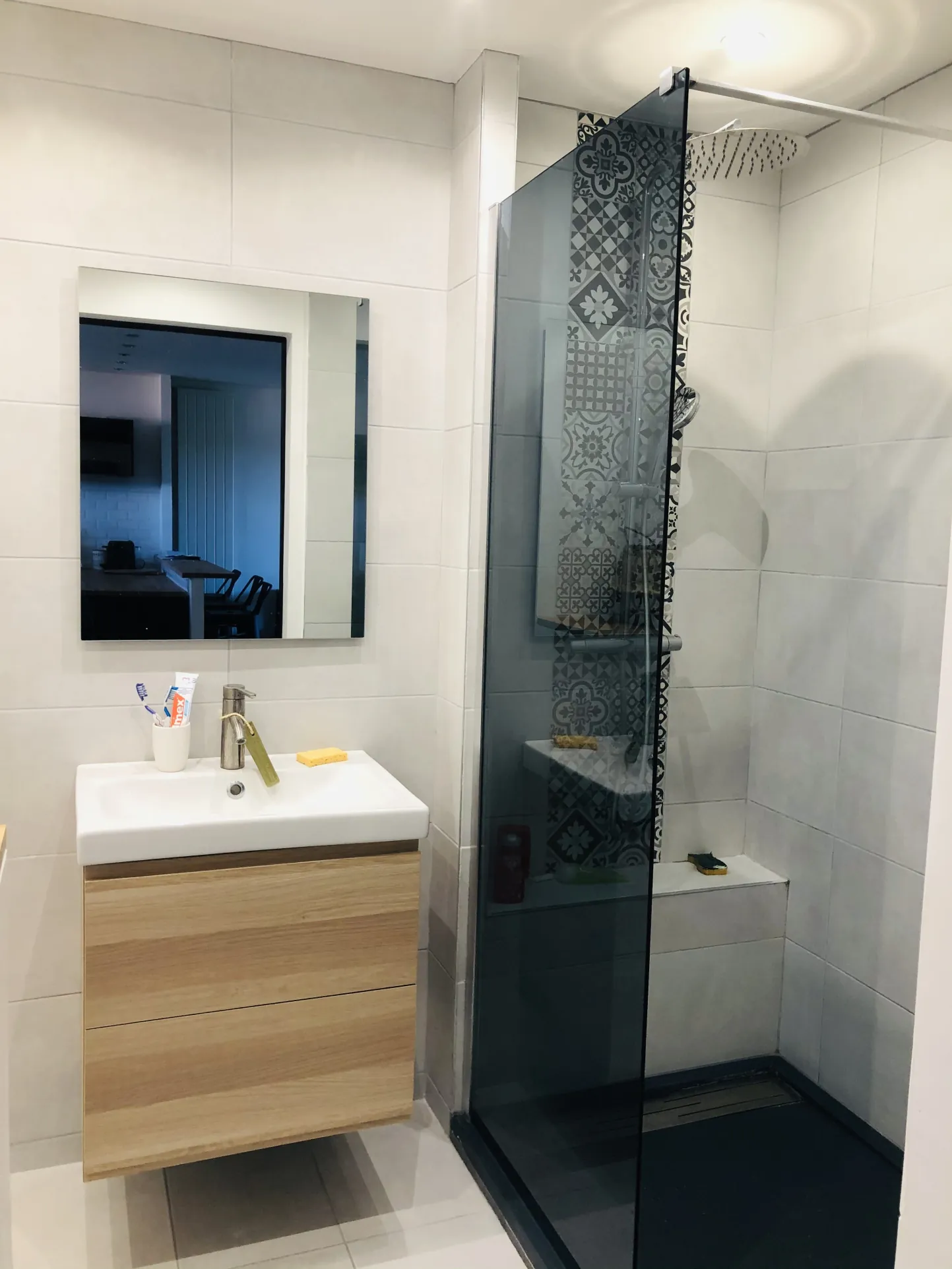 Appartement T2 rénové à Mar Vivo proche plage et amenities à La Seyne-sur-Mer 