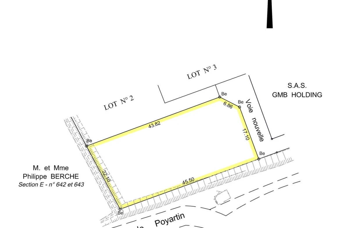 Terrain à bâtir de 1022 m² à Montfort en Chalosse à vendre à 49 000 Euros 