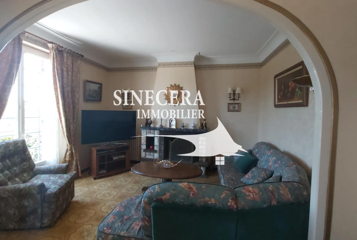 Magnifique maison de 170 m² avec piscine et studio indépendant à Bourdeilles 