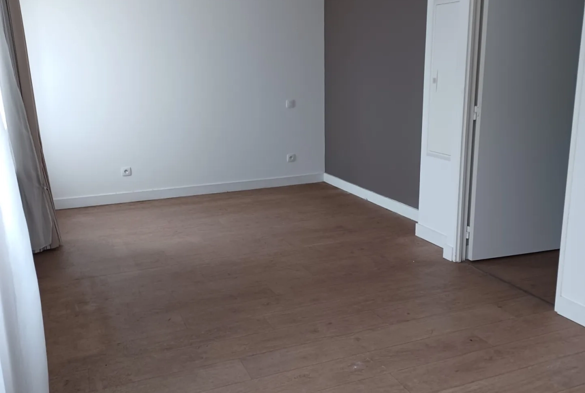 Studio à vendre à Guilvinec de 31,45 m² avec équipements modernes 