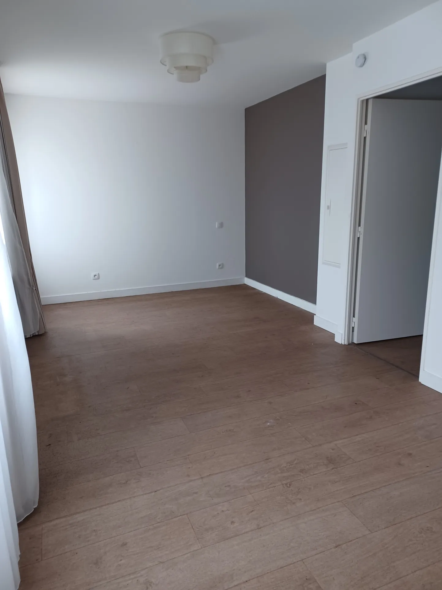 Studio à vendre à Guilvinec de 31,45 m² avec équipements modernes 