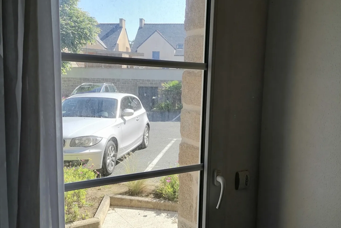 Studio à vendre à Guilvinec de 31,45 m² avec équipements modernes 