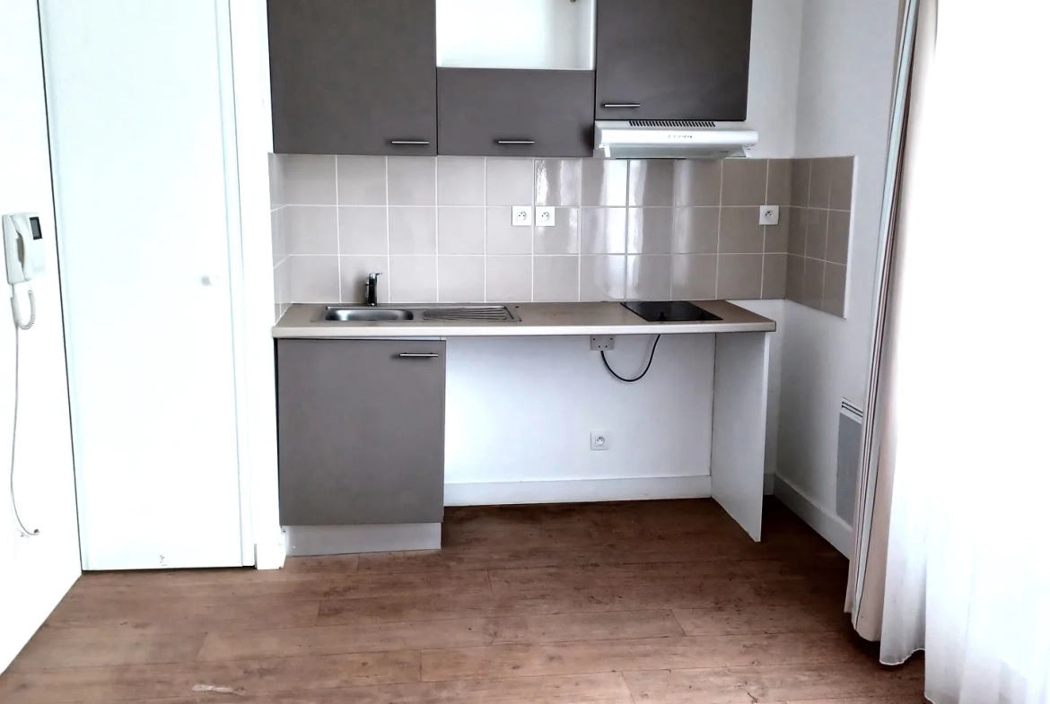 Studio à vendre à Guilvinec de 31,45 m² avec équipements modernes 