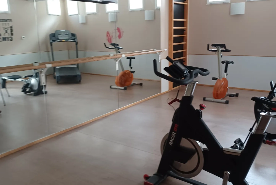 Studio à vendre à Guilvinec de 31,45 m² avec équipements modernes 