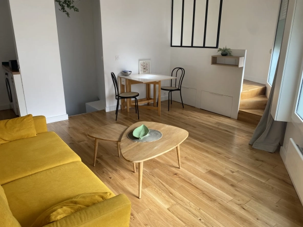 Appartement de 25 m² à Colombes à 12 min des gares, cour, pièce en sous-sol, idéal investissement ou première acquisition