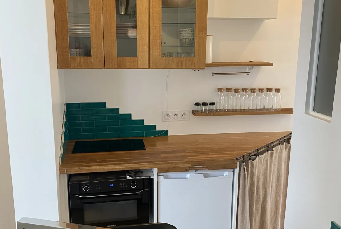 Appartement de 25 m² à Colombes à 12 min des gares, cour, pièce en sous-sol, idéal investissement ou première acquisition 