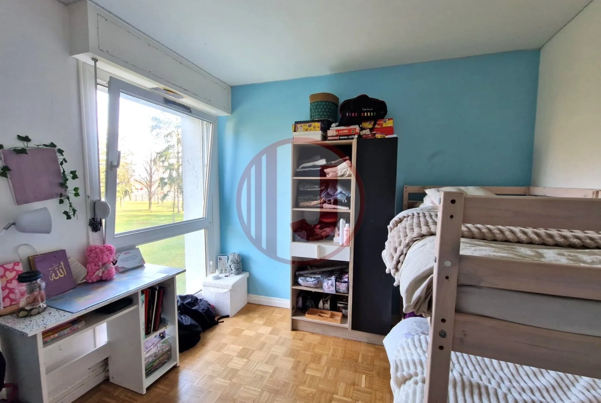 Appartement F5 lumineux à Illzach - Investissement locatif sécurisé de 80 m² 