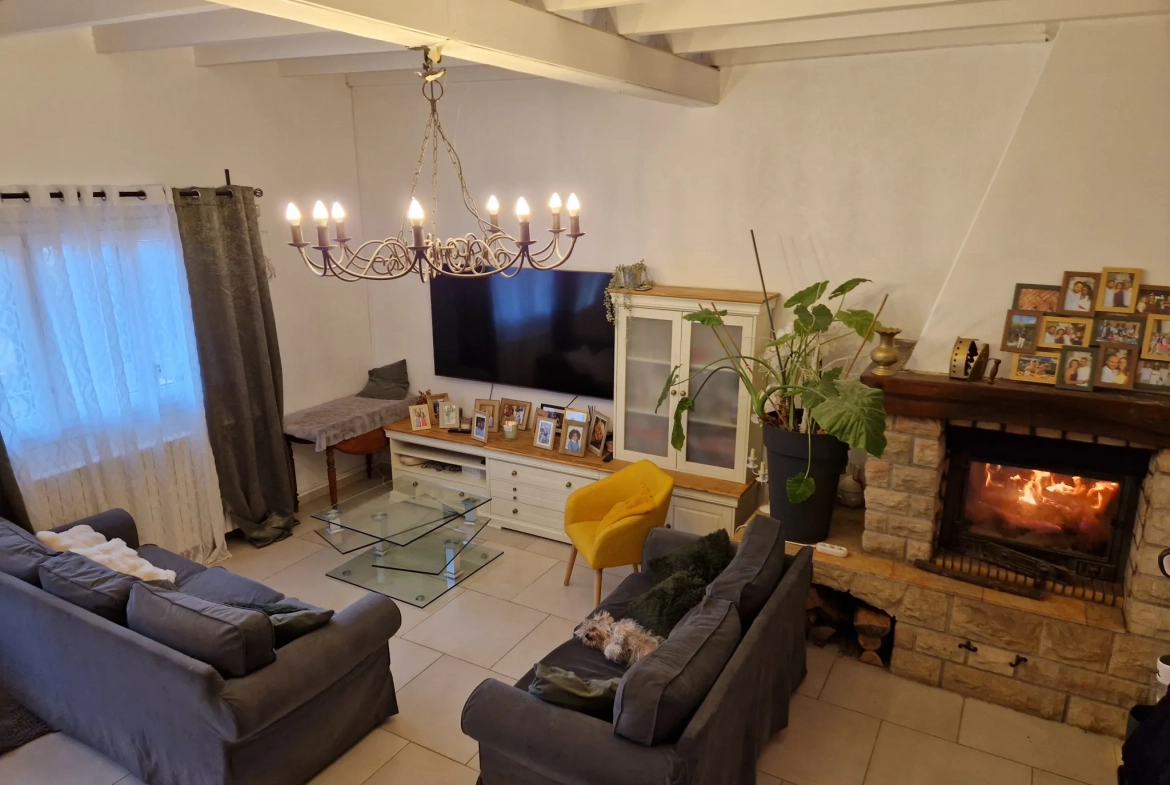 Belle maison de 193 m² avec terrain de 13426 m² proche d'Épinac 