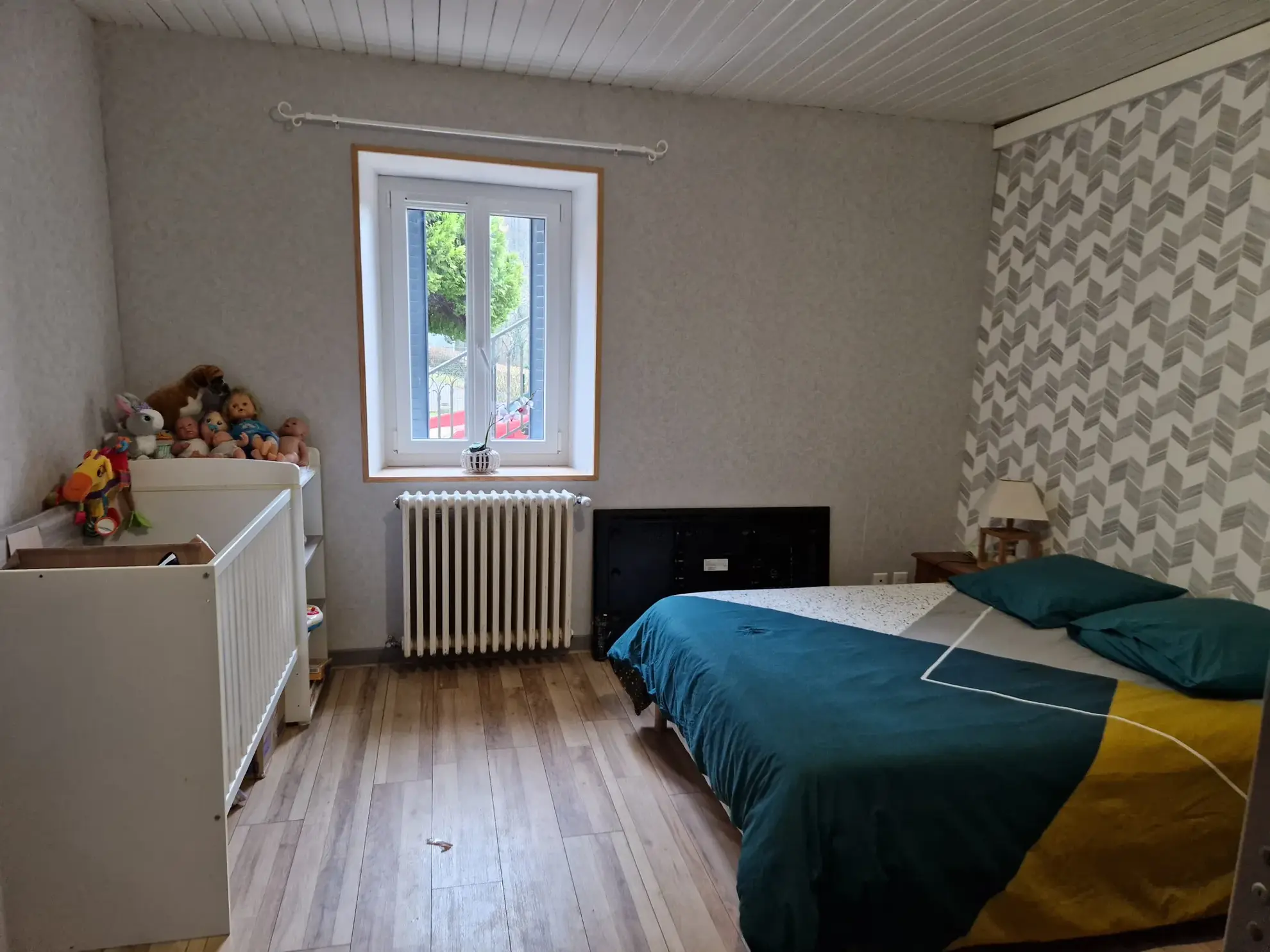 Belle maison de 193 m² avec terrain de 13426 m² proche d'Épinac 