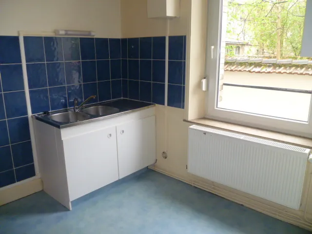 Appartement 3 pièces avec terrasse à Nancy proche gare et campus 