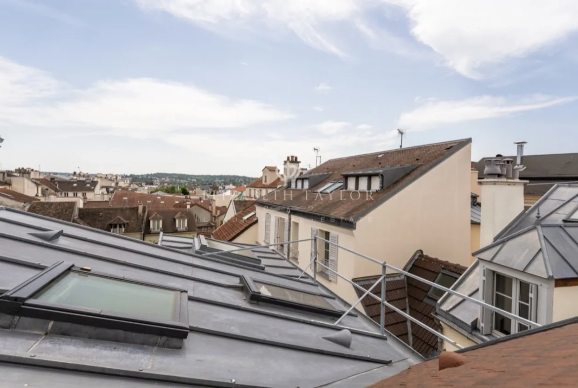 Appartement de 29,8 m² à Saint-Germain-en-Laye - Petite surface dans immeuble historique 
